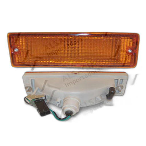 [B6135-12G02] Farol Parachoque D21